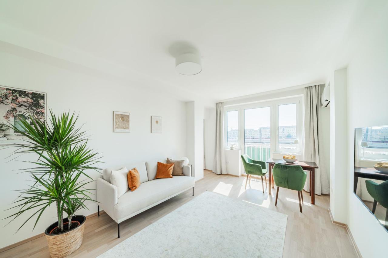 Zentrale 50M² Suite 10 Gehminuten Vom Hauptbahnhof Wina Bagian luar foto