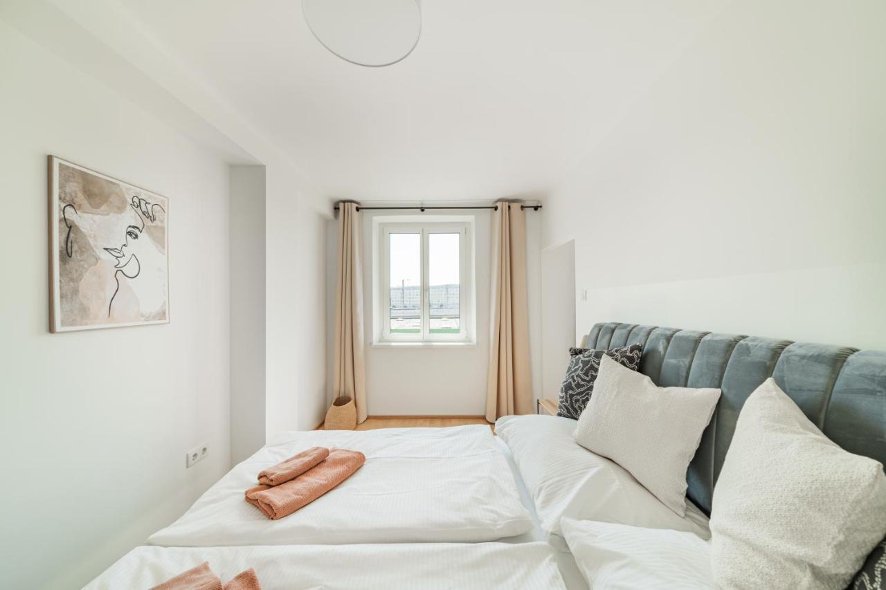 Zentrale 50M² Suite 10 Gehminuten Vom Hauptbahnhof Wina Bagian luar foto