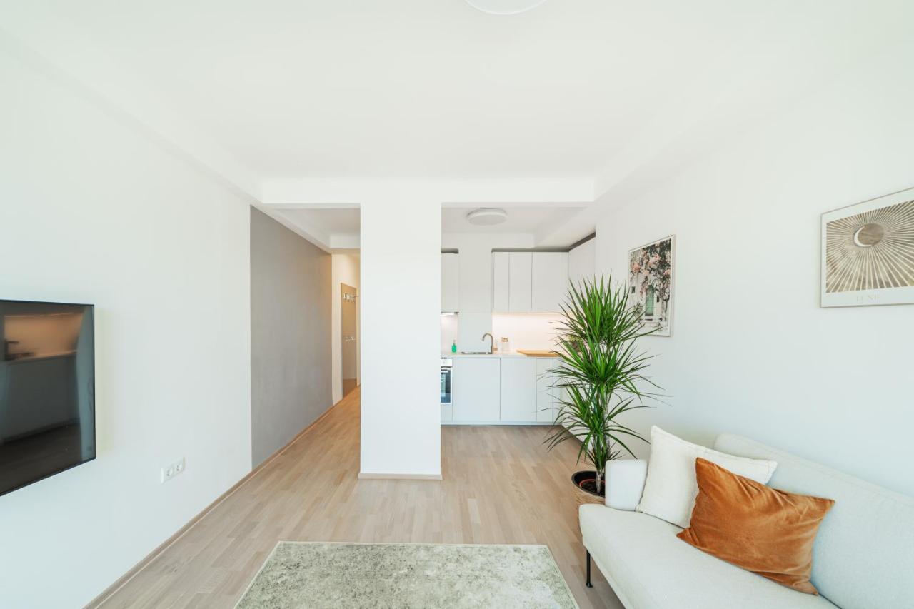 Zentrale 50M² Suite 10 Gehminuten Vom Hauptbahnhof Wina Bagian luar foto