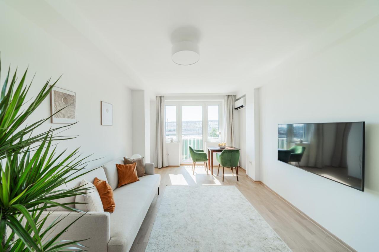 Zentrale 50M² Suite 10 Gehminuten Vom Hauptbahnhof Wina Bagian luar foto